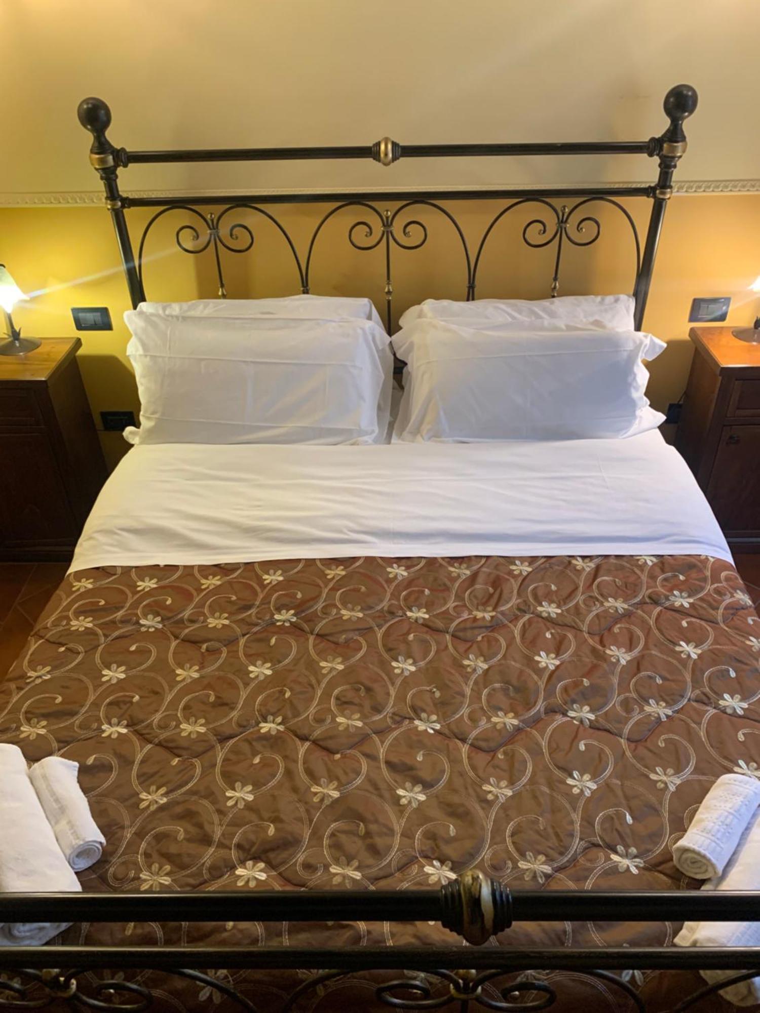 Hotel Pignatelli Napoli Екстер'єр фото