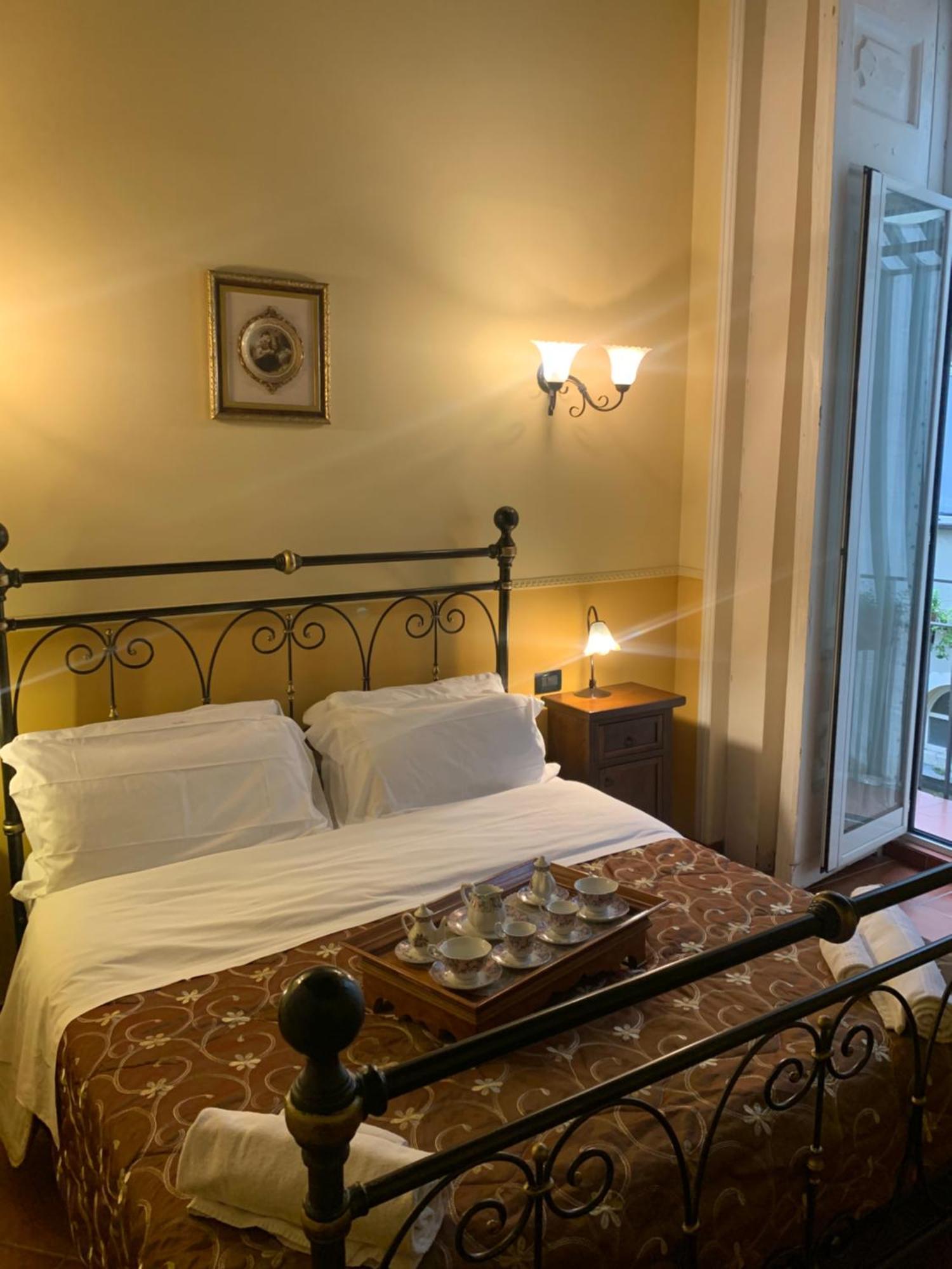 Hotel Pignatelli Napoli Екстер'єр фото
