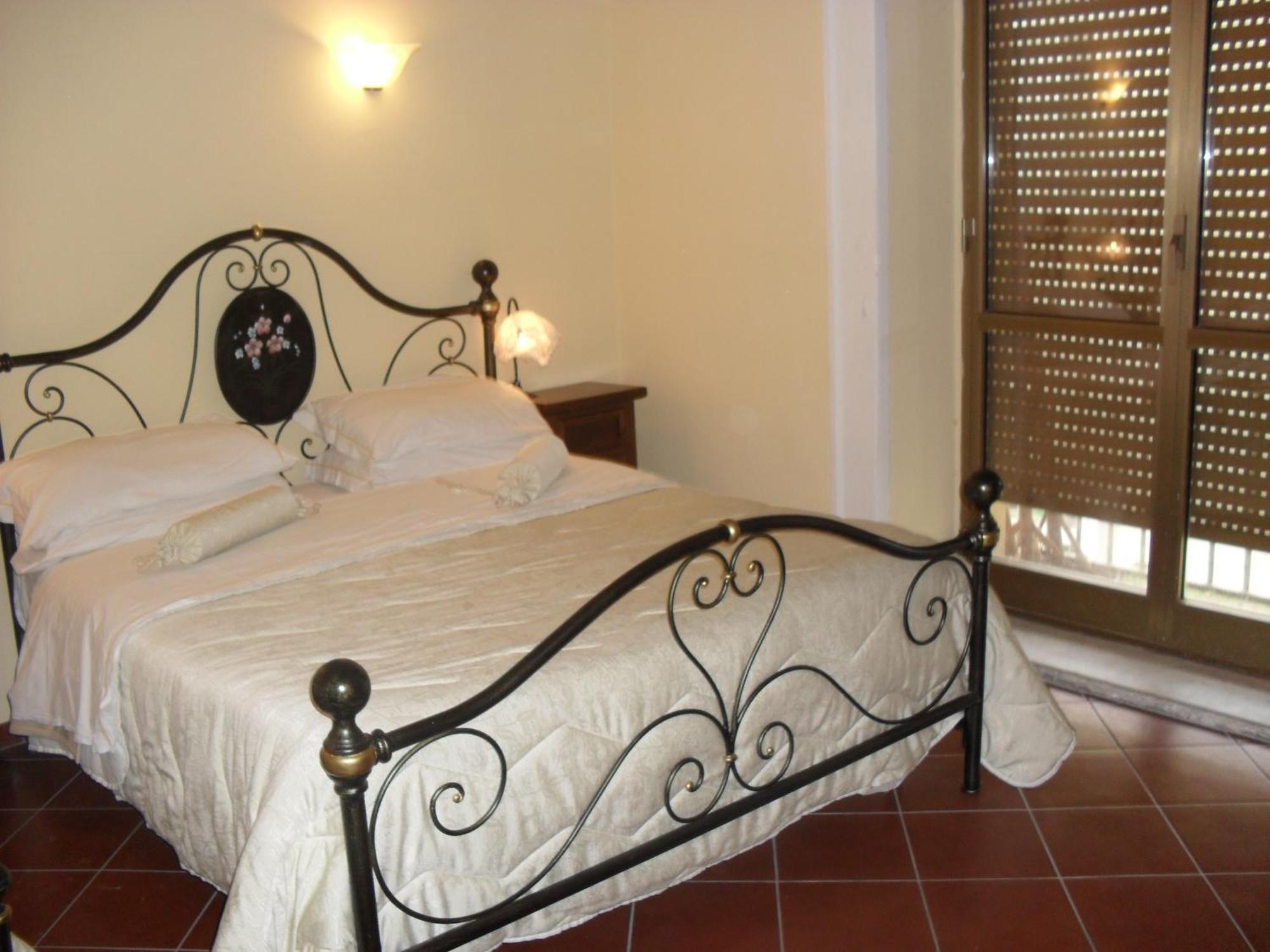 Hotel Pignatelli Napoli Екстер'єр фото