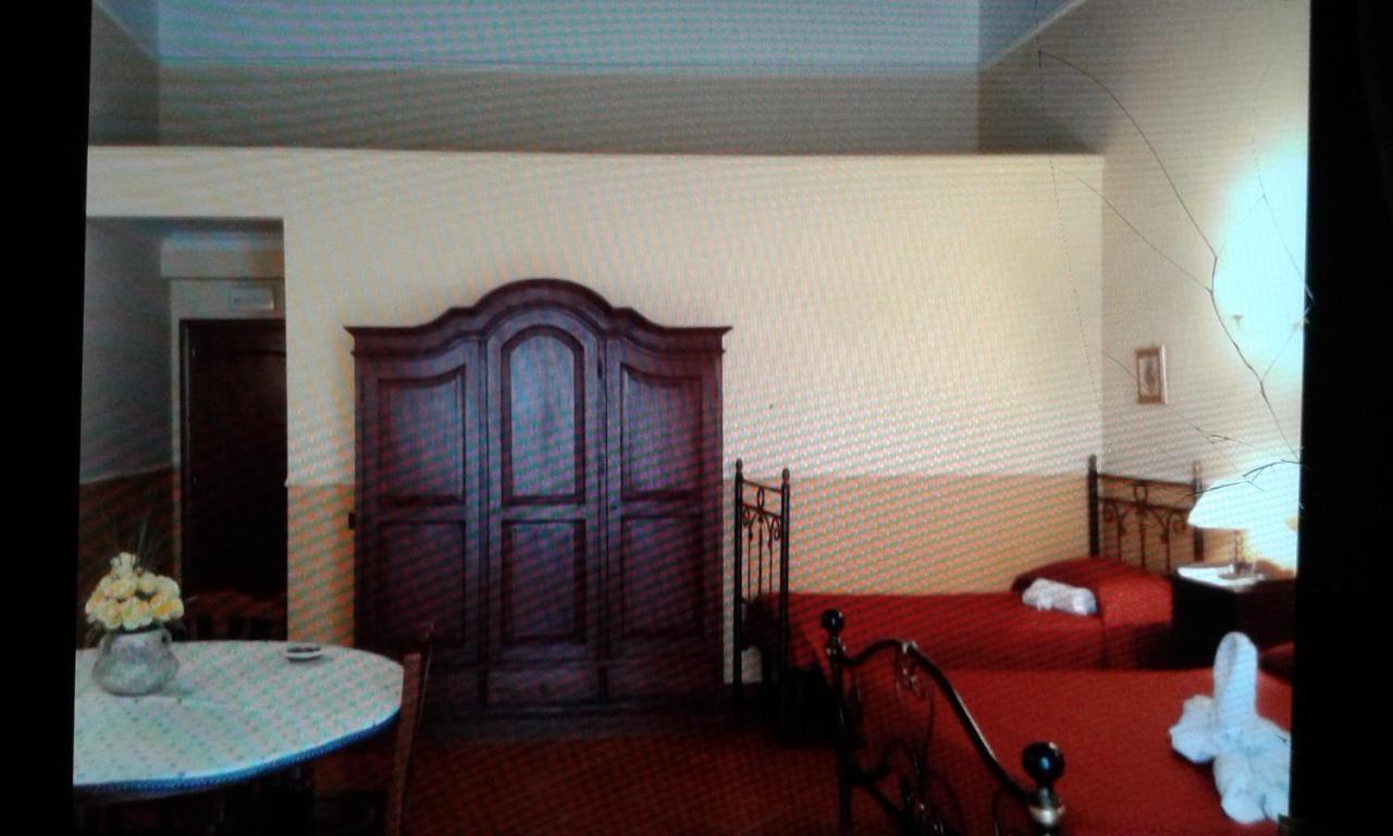 Hotel Pignatelli Napoli Екстер'єр фото