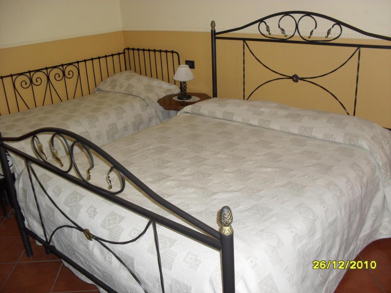 Hotel Pignatelli Napoli Екстер'єр фото
